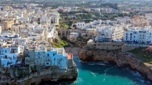 Read more about the article Puglia 5 Day Itinerary: The Ultimate Road Trip Guide